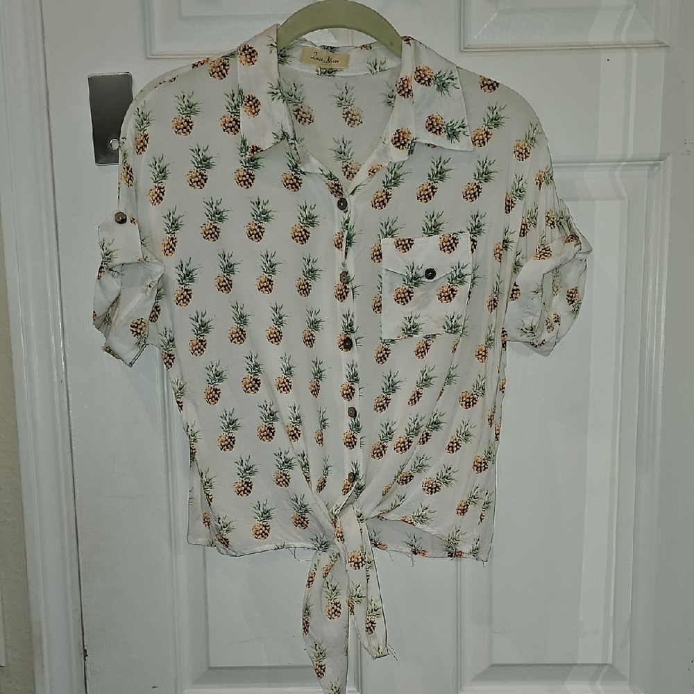 Love Notes White Cuffed Sleeve Button Down Shirt